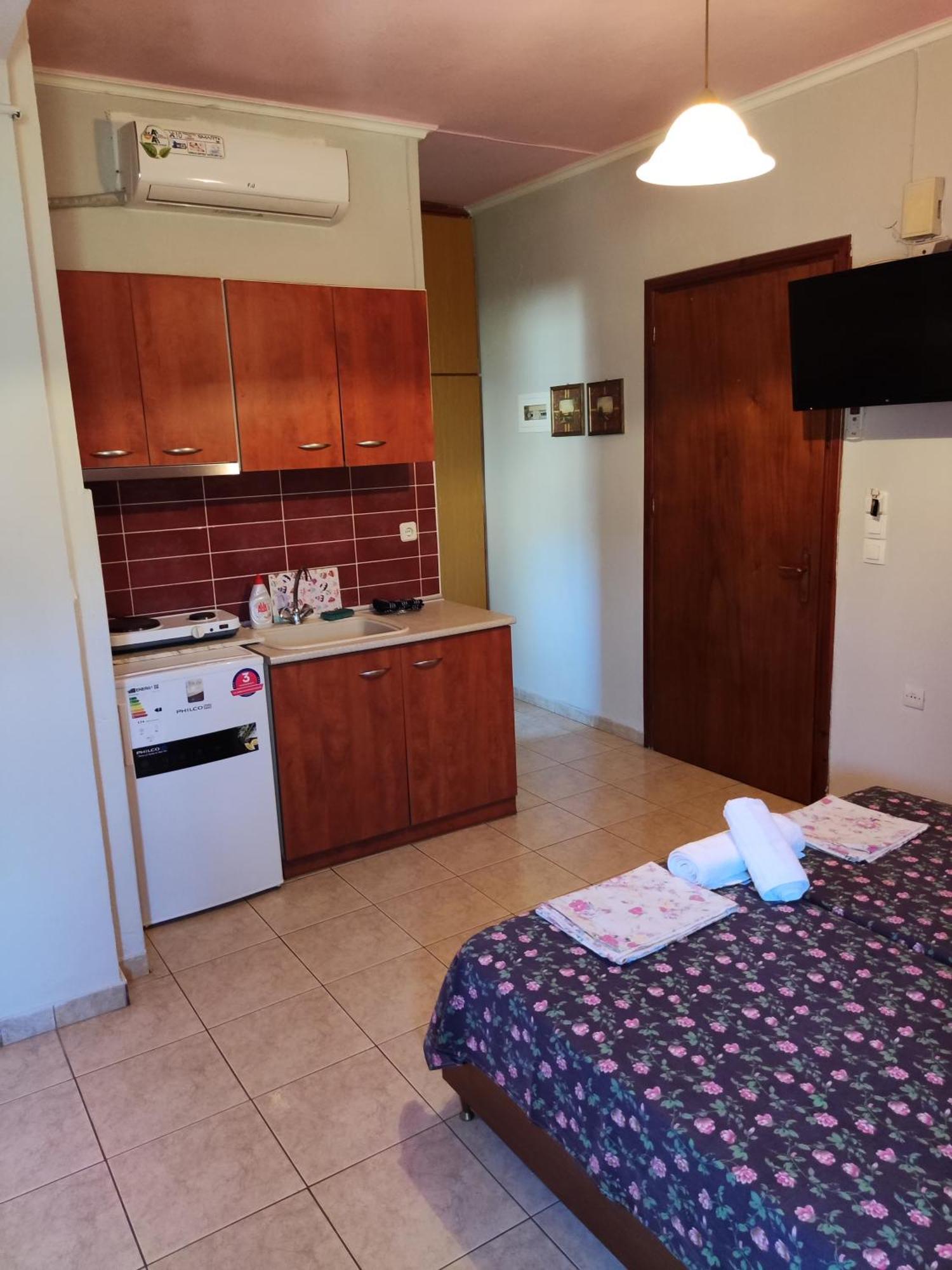 Villa Elli Olympiakí Aktí Esterno foto
